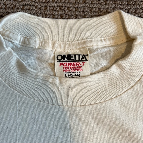 Vintage Falcon T-Shirt - Picture 3 of 3